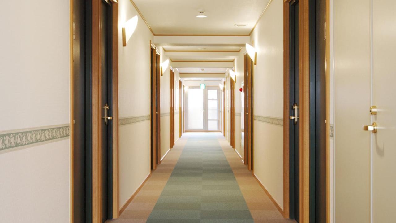 Toyoko Inn Sasebo Ekimae Exteriör bild