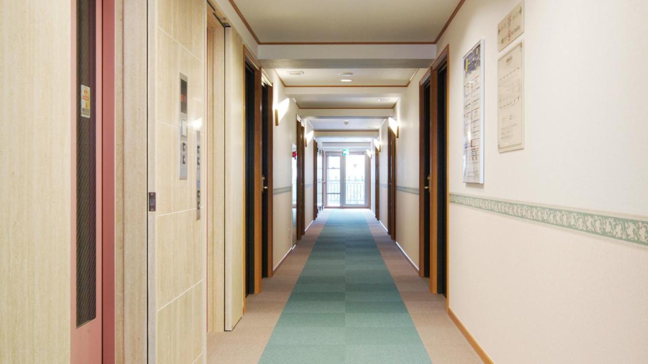 Toyoko Inn Sasebo Ekimae Exteriör bild